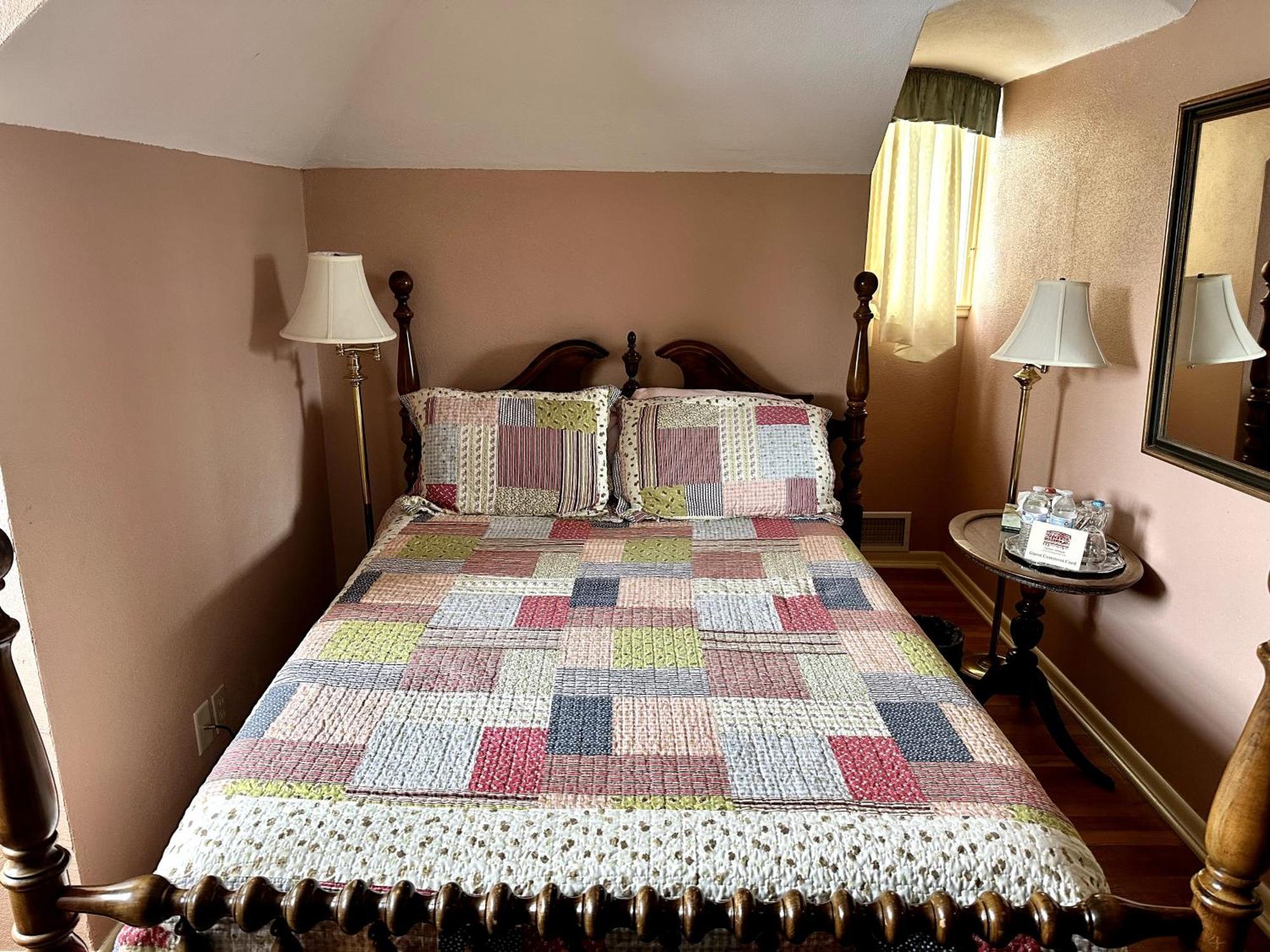 Montague Inn Bed & Breakfast Saginaw Zewnętrze zdjęcie